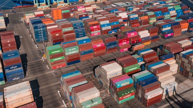 Trump tariff threat saw US imports hit record high