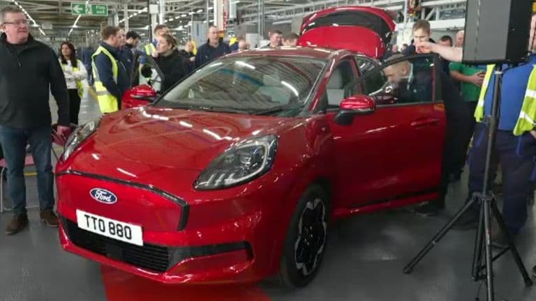 Electric car demand reaches record high in January but misses target – SMMT data
