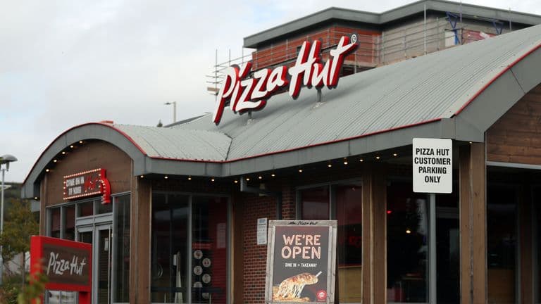 Pizza Hut salvages restaurants