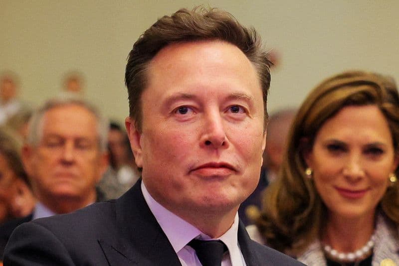 Elon Musk efficiency panel seeks ‘high IQ’ staff, plans livestreams By Reuters