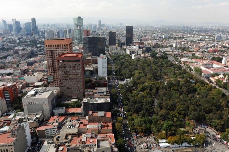 Mexico’s annual inflation eases in December