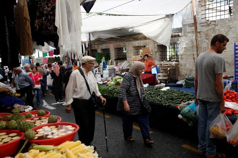 Turkish cenbank sees high food prices hitting November inflation By Reuters