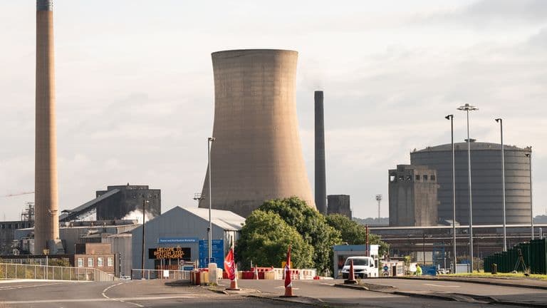 Thousands of jobs at risk as British Steel consults unions over closure