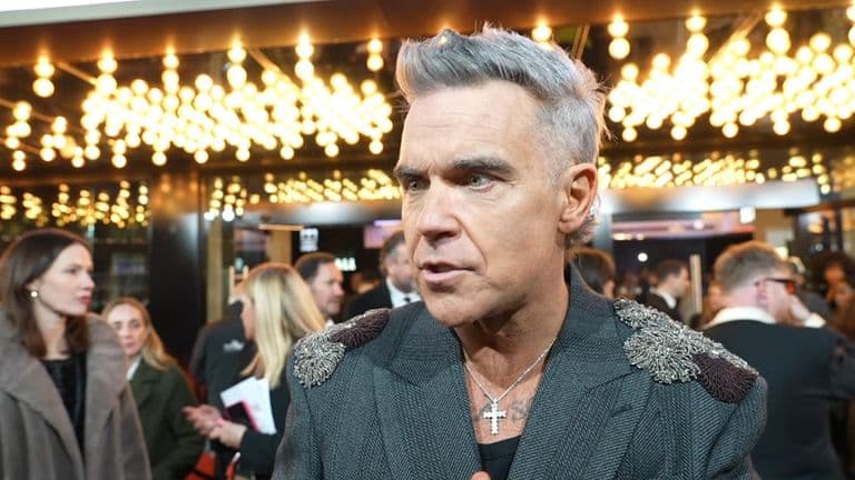 Robbie Williams says people from the 90s shouldn