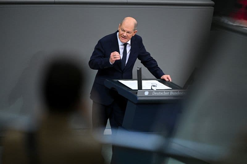 Scholz, fighting for survival, says Germans should not choose between security and prosperity By Reuters