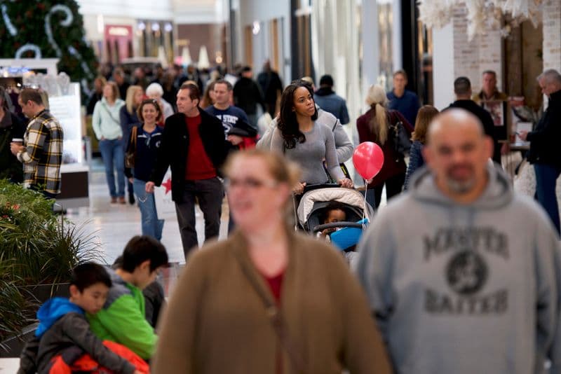 Solid US retail sales in October underscore economy’s resilience By Reuters
