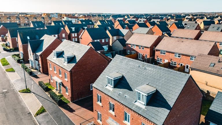 Network Rail to set up property company to deliver 40,000 homes