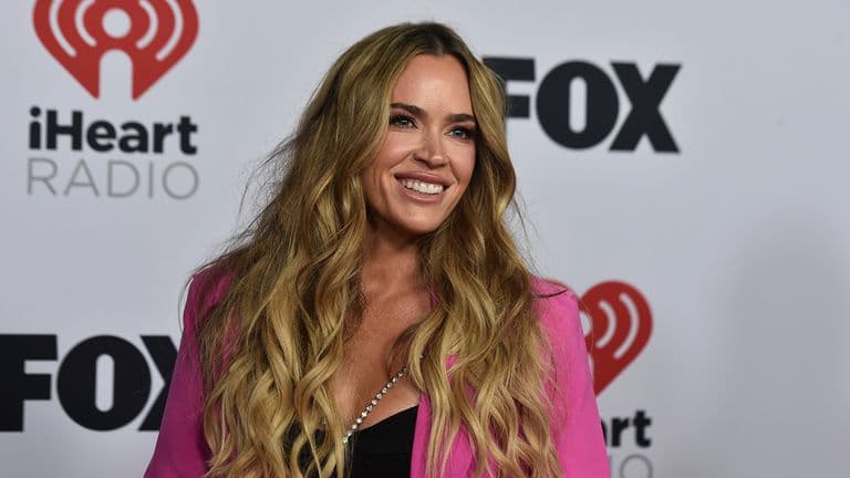 Former Real Housewives star Teddi Mellencamp reveals she has multiple brain tumours