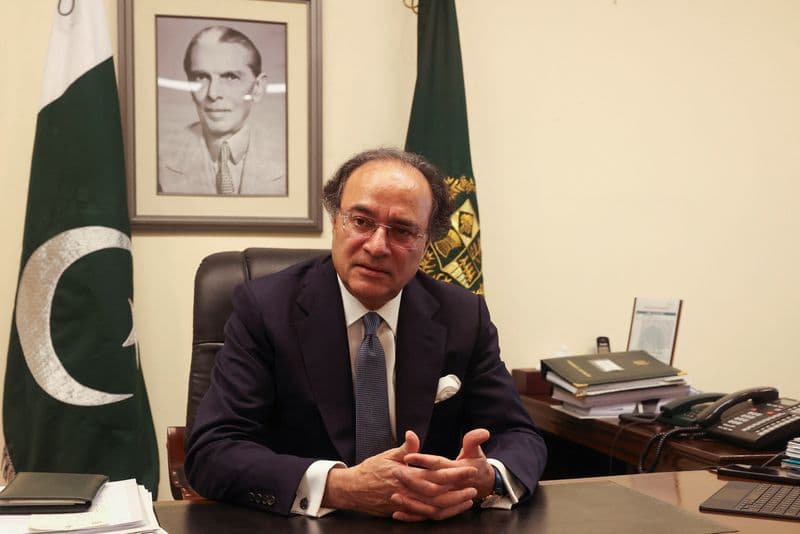 Pakistan discusses $7 billion bailout reform agenda with IMF in unusual talks By Reuters