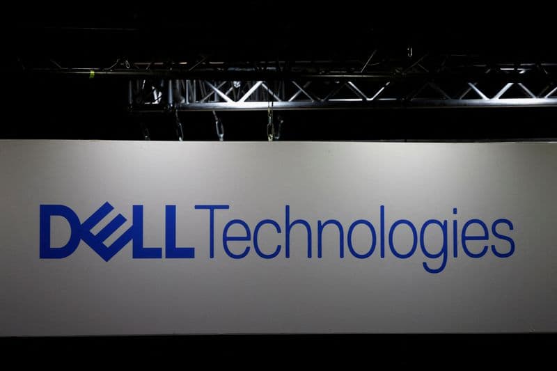 Morning Bid: Tech stocks drag US indexes lower as tariff talk clouds markets By Reuters