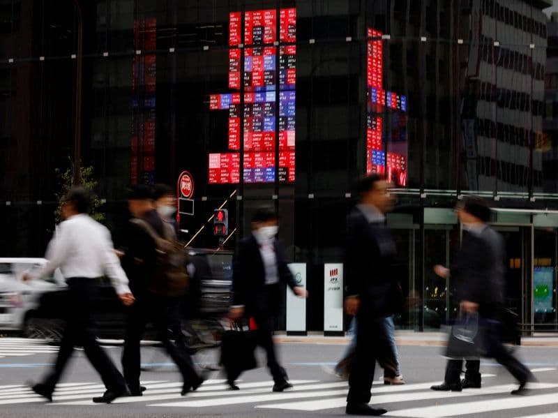 Japan’s Q3 corporate capex accelerates, strengthens case for further rate hikes By Reuters