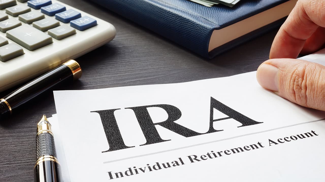 Retirement planning: The differences between a traditional and Roth IRA