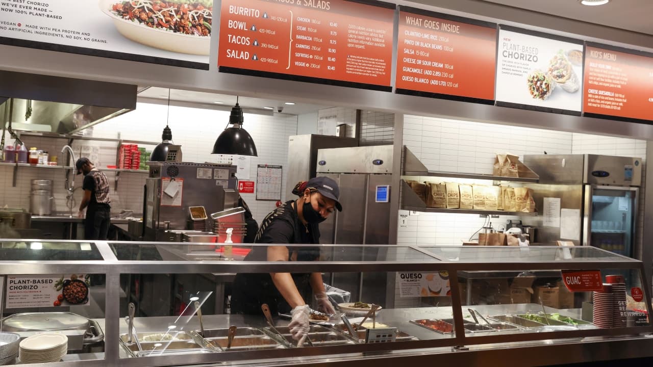Chipotle CEO allegedly suggests company would keep raising prices and 'lean into' customers making over $100K
