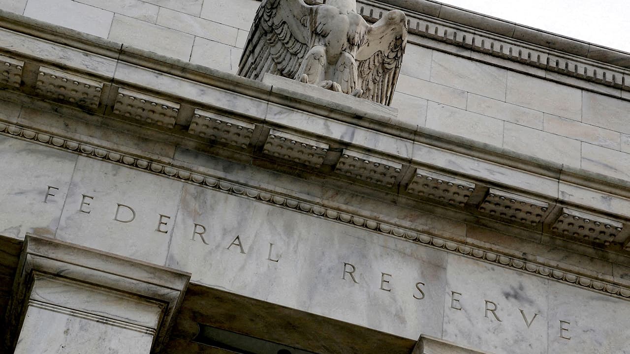Top economist warns America is heading toward economic disaster the Fed can't fix