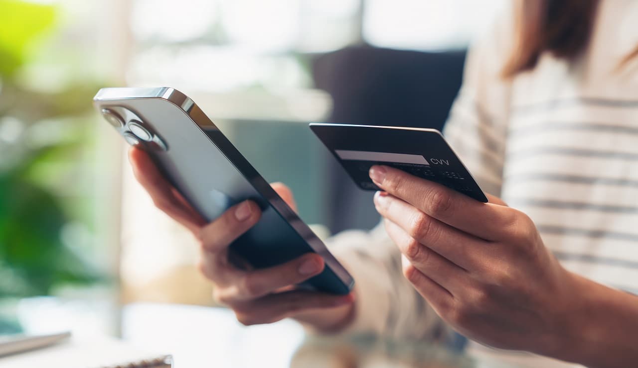 Trump's tariff policies reshape online shopping habits, new report finds