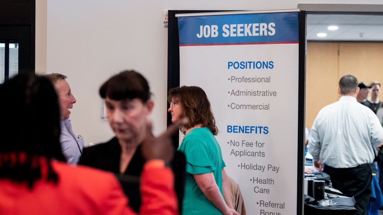 Private sector lost 32,000 jobs in September, ADP says