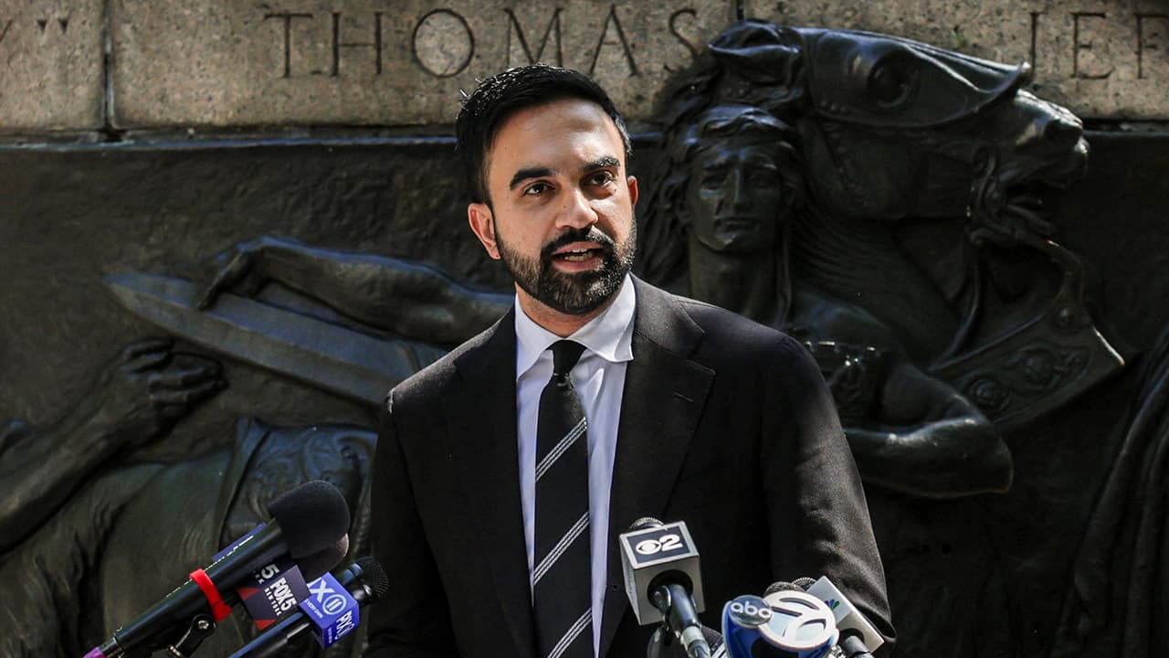 How NYC dem socialist mayoral candidate's $30 minimum wage plan could lead to job losses