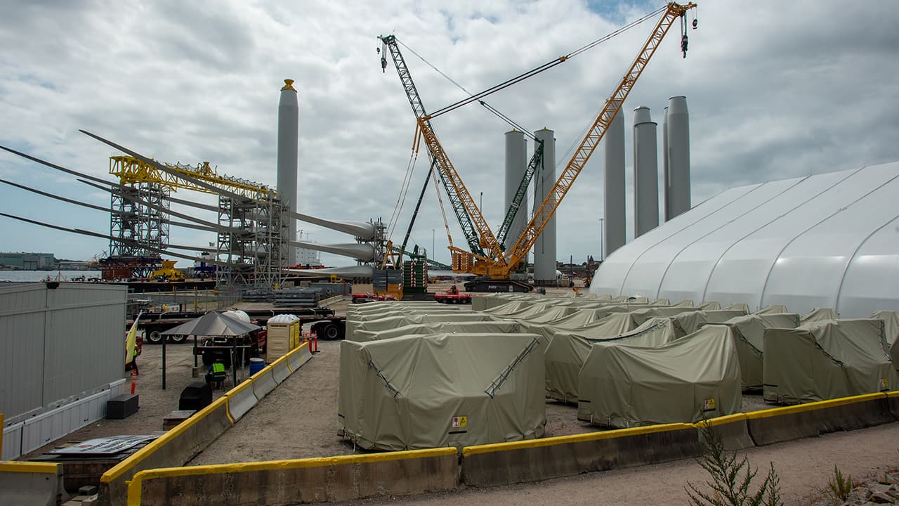 Federal judge rules against Trump admin, allows offshore wind project to resume