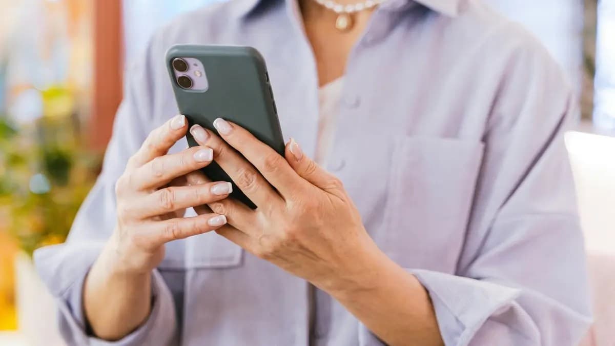 Is your iPhone really hacked? Or is it those fake security alerts?