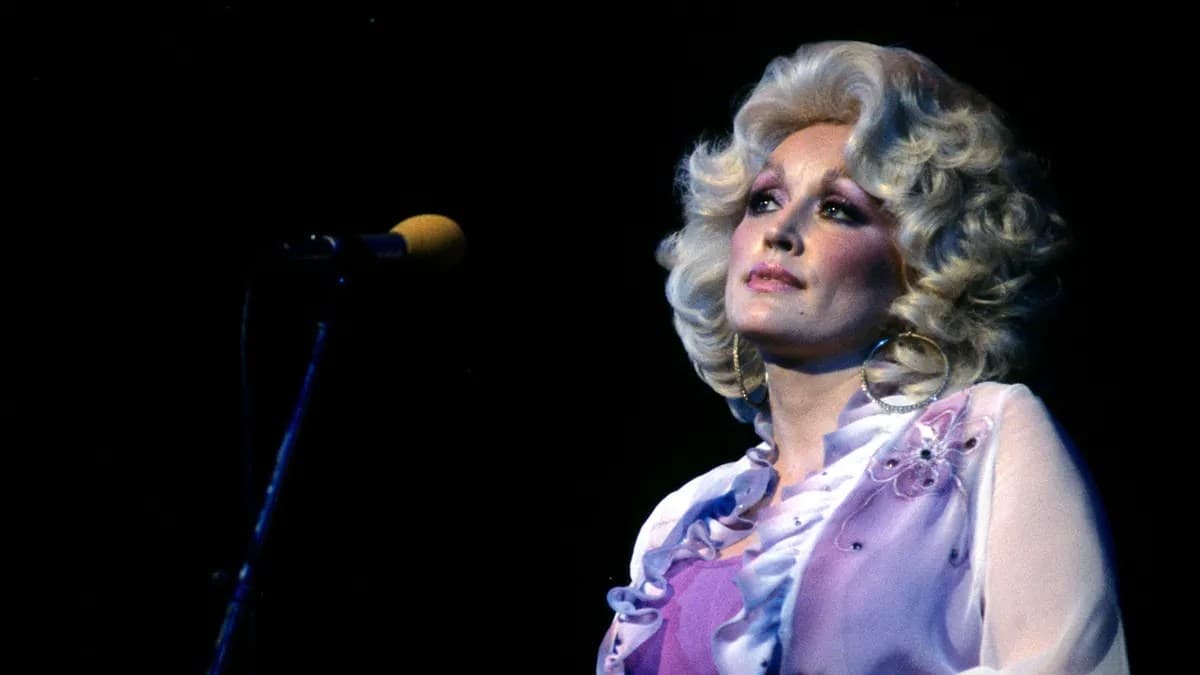 Dolly Parton’s late husband Carl Dean inspired one of her greatest hits