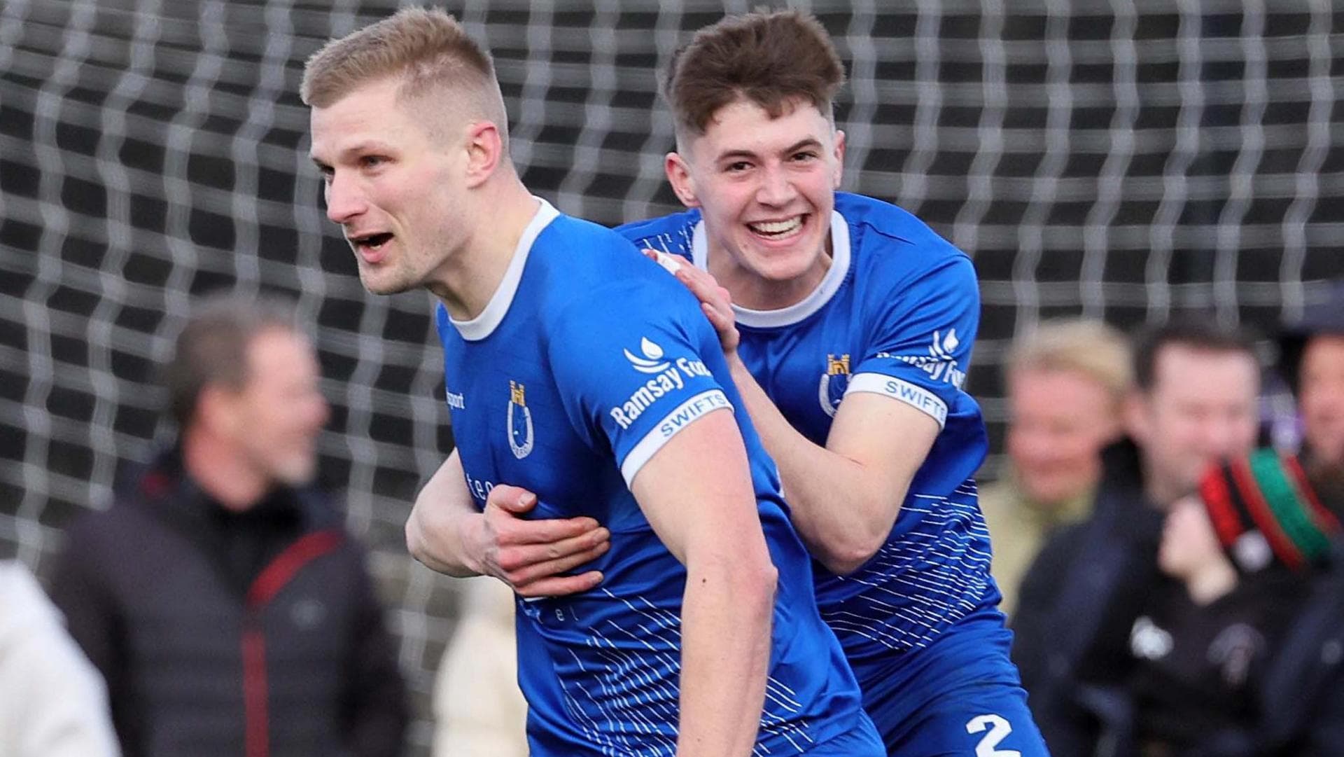 Irish Cup: Dungannon beat Bangor to book place against Cliftonville in final