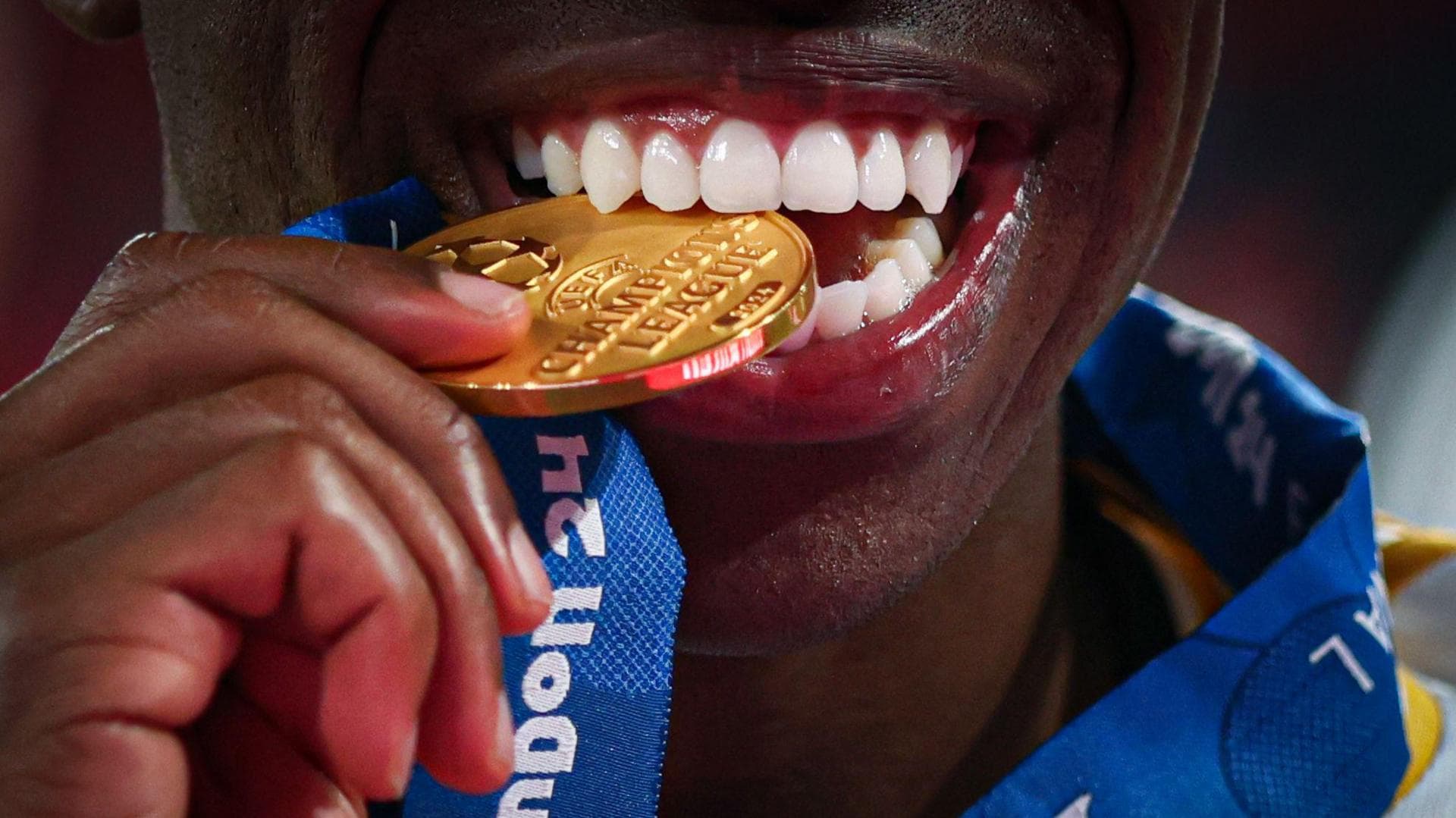 Three-quarters of academy footballers have gum disease – study