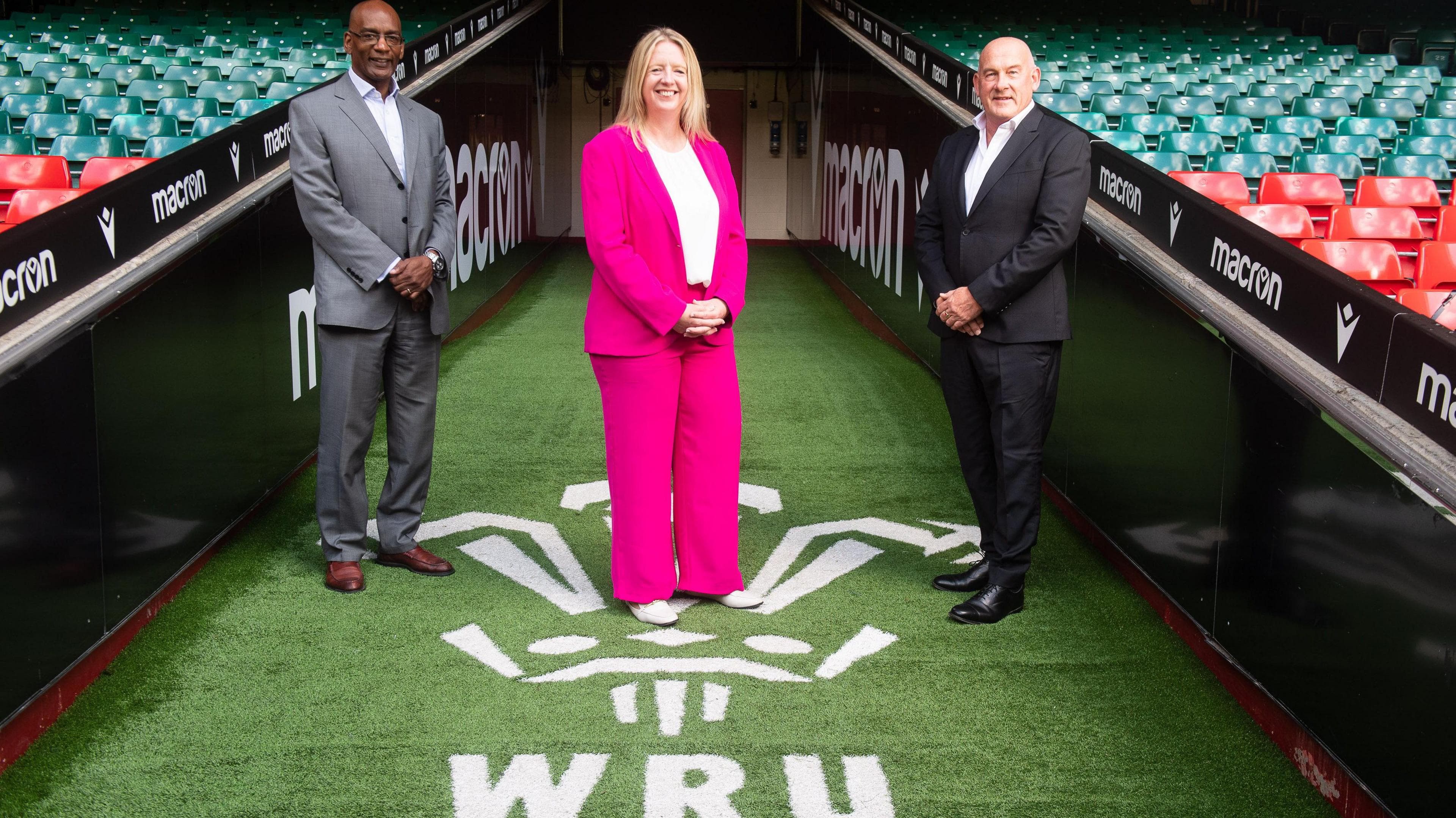 Wales v Australia: Shanklin says Gatland in danger of losing job