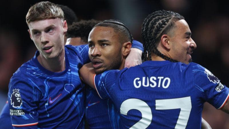 Chelsea 4-0 Southampton: Blues back in Premier League top four with win