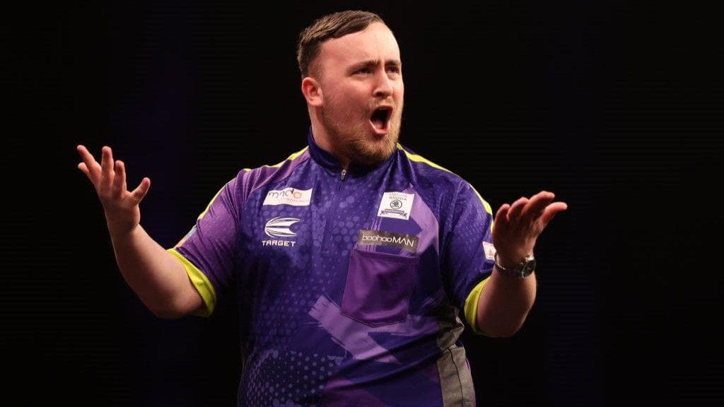 Darts duo Leighton Bennett and Billy Warriner banned for charges including match-fixing
