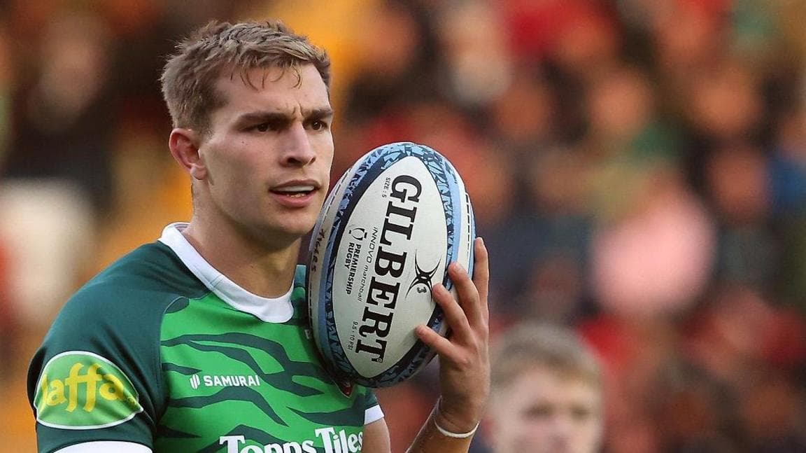 Jack van Poortvliet: Leicester Tigers’ England scrum-half signs new contract