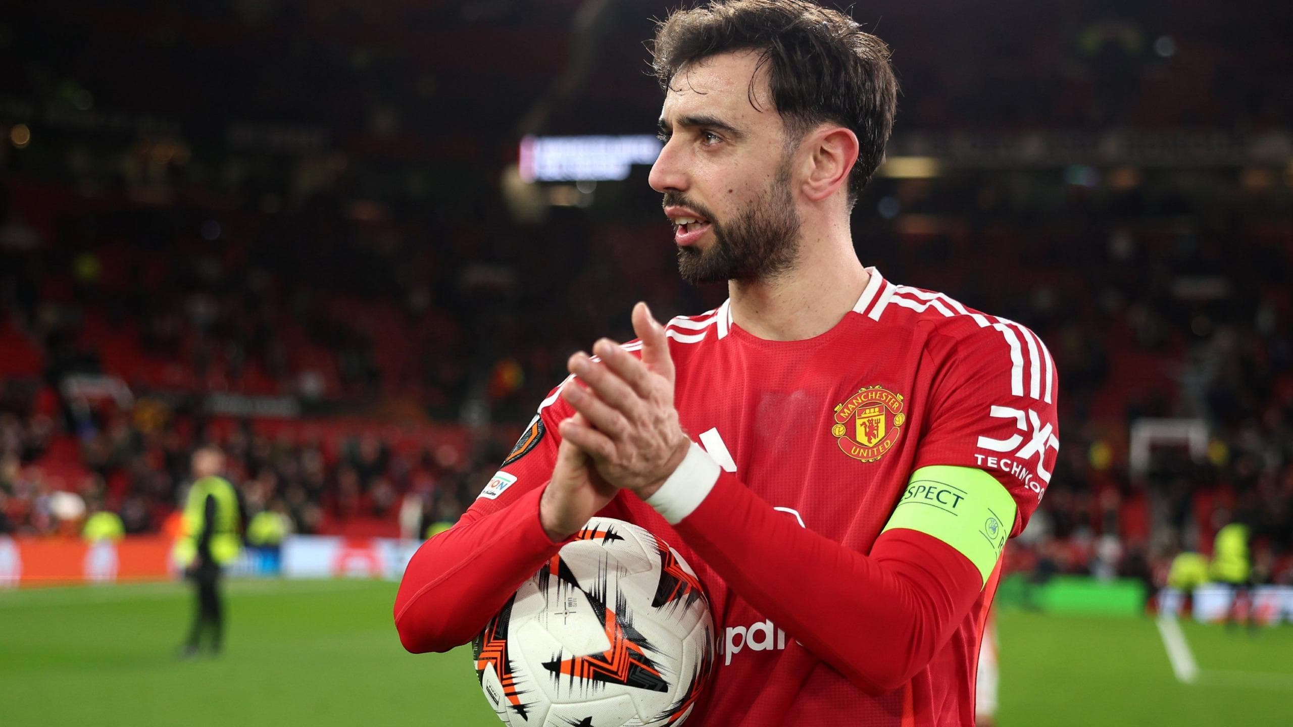 Bruno Fernandes: Man Utd captain ‘sometimes needs to trust team-mates’