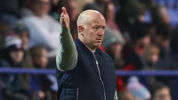Charlie Adam: Fleetwood Town sack former Liverpool man after poor run