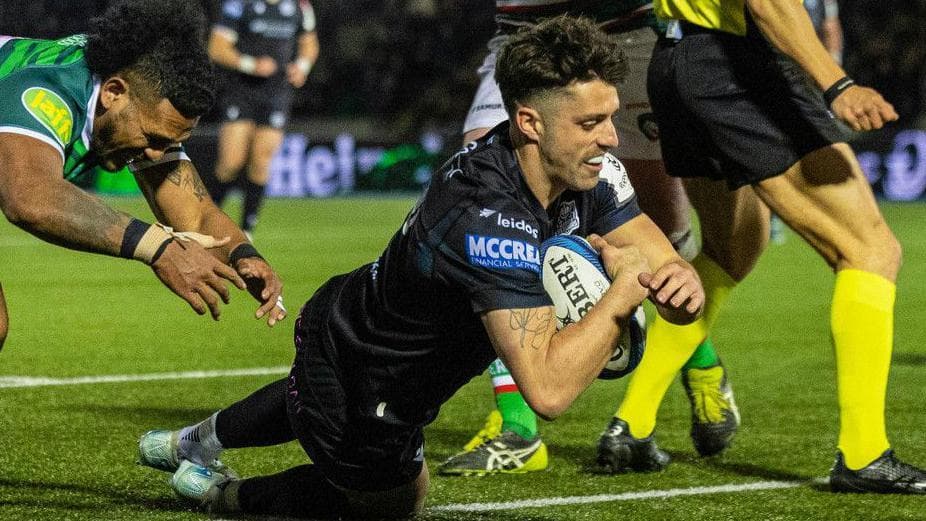 Champions Cup: Glasgow beat Leicester to reach quarter-finals