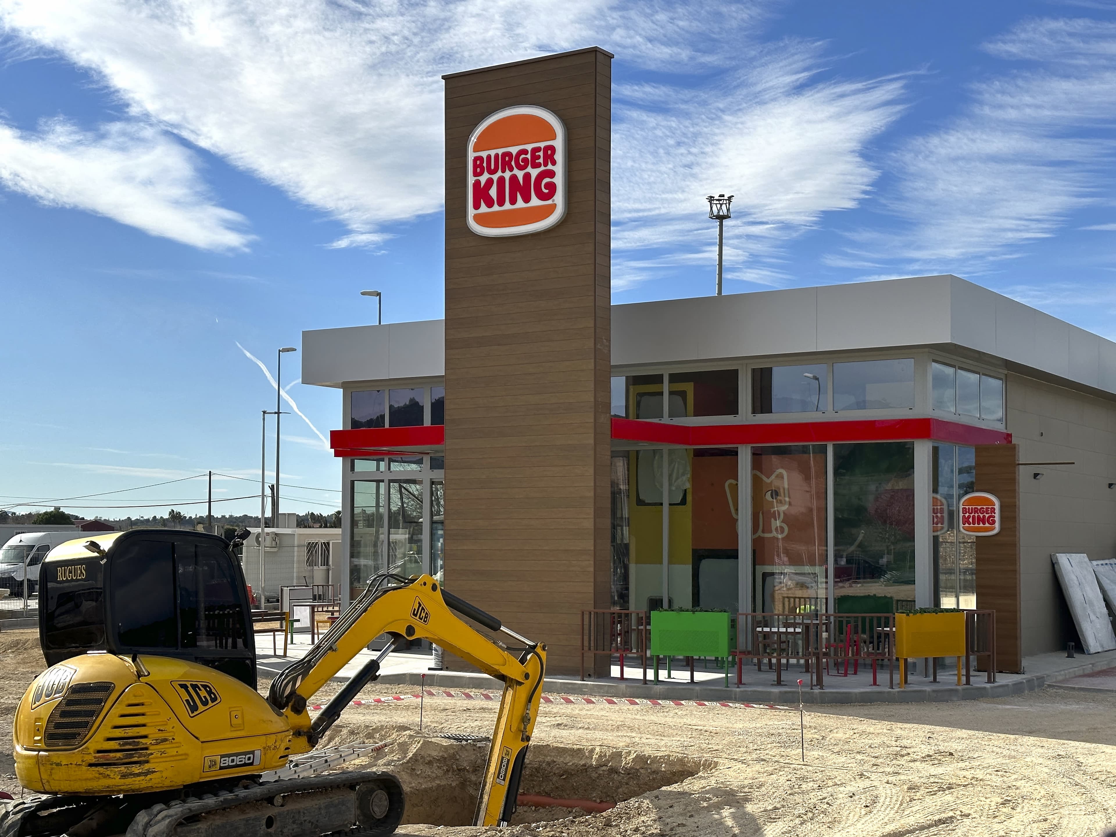 Burger King parent Restaurant Brands falls short of third-quarter expectations