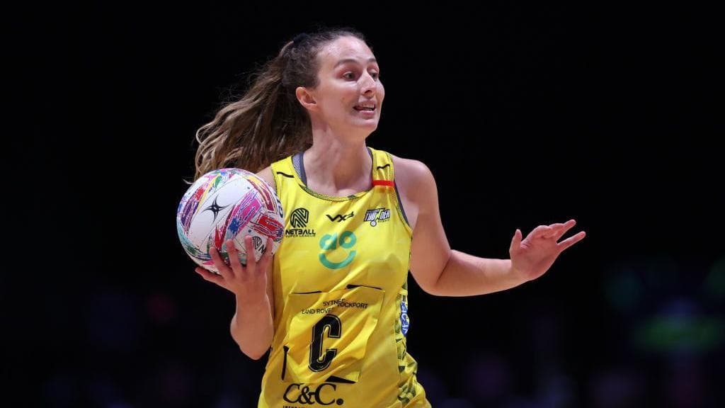 Netball Super League: Manchester Thunder beat Nottingham Forest as London Pulse remain unbeaten