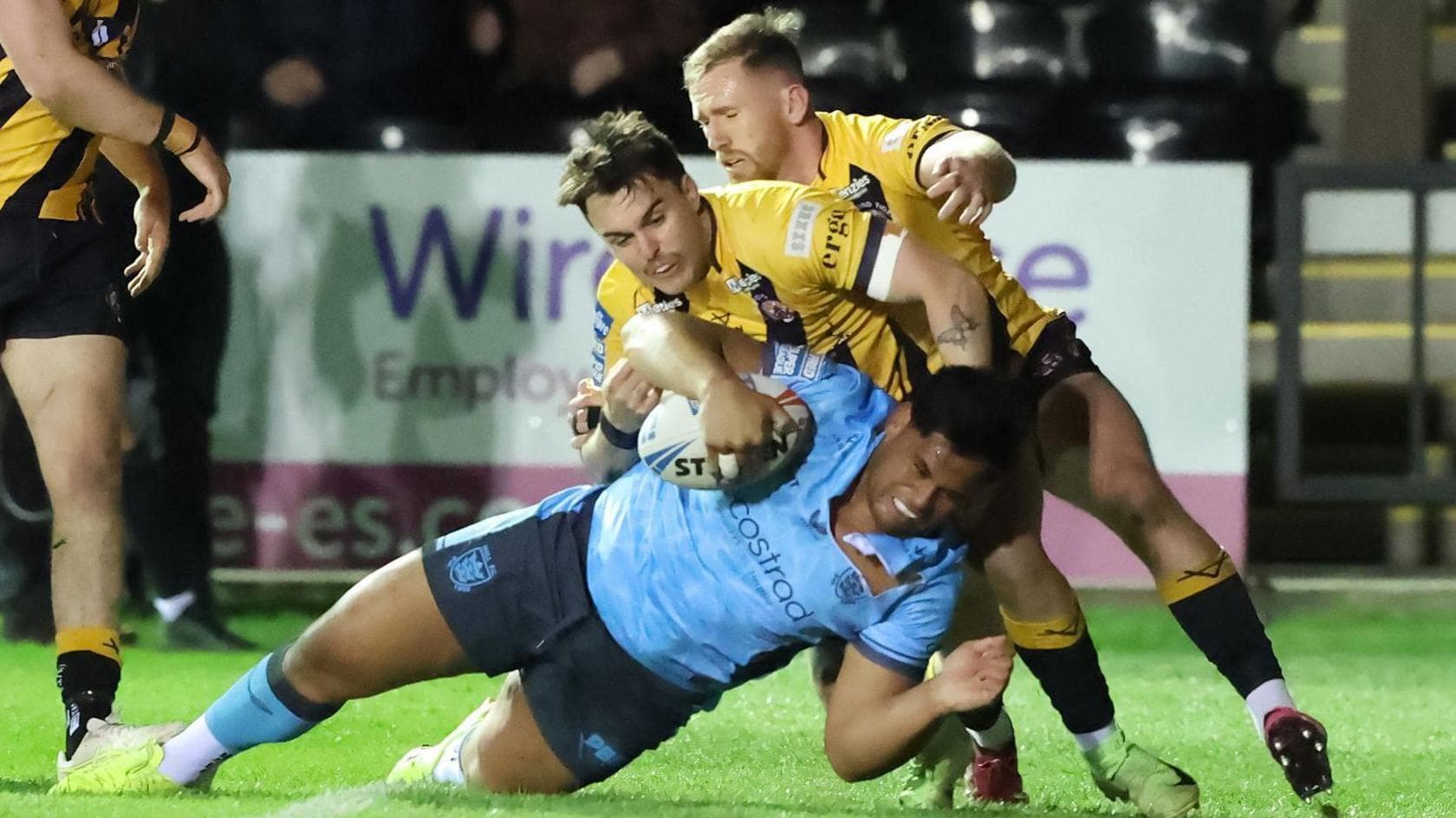 Super League: Castleford Tigers 14-24 Hull FC
