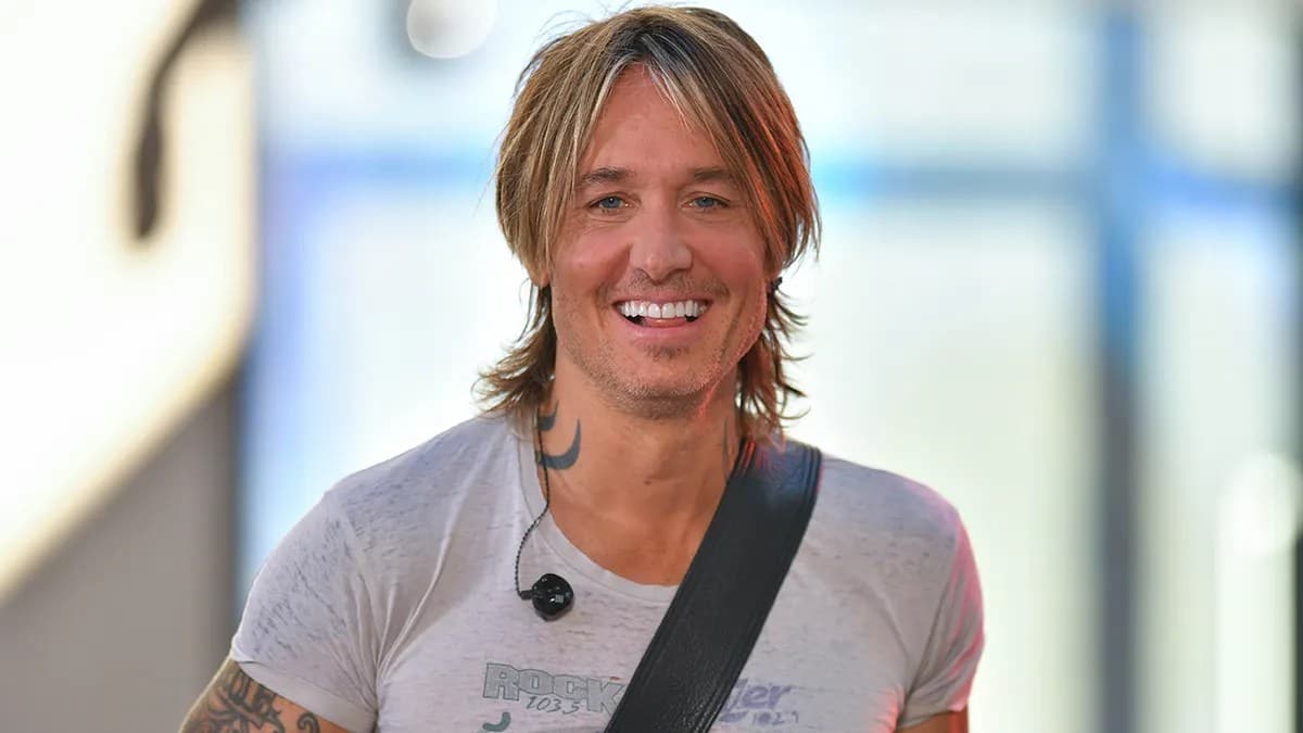 Keith Urban shares ‘rock n roll’ moment when fan threw her prosthetic leg on stage