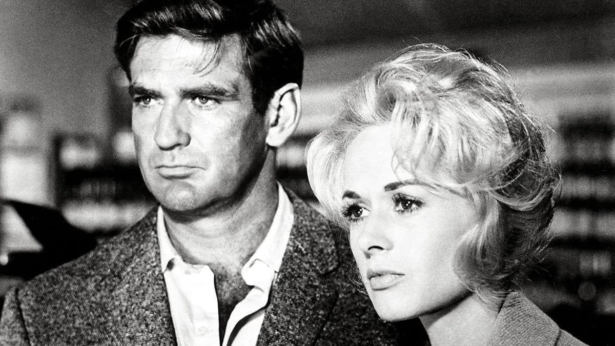 ‘The Birds’ star Rod Taylor, a Hollywood hellion, enjoyed ‘hard drinking’ and ‘casual romances’: book