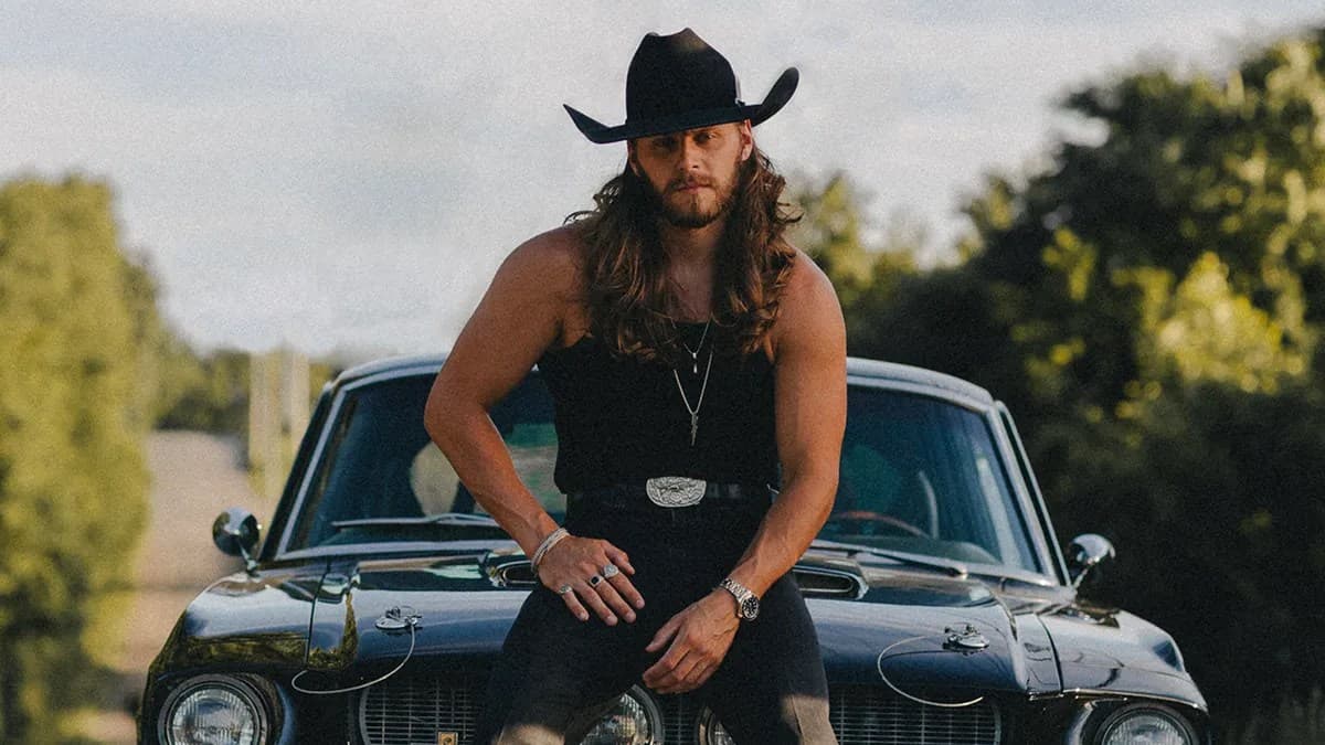 Houston Rodeo’s country music headliner says devastating sports injuries led to unexpected fame