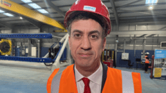 Ed Miliband denies ignoring oil and gas sector as he visits Aberdeen