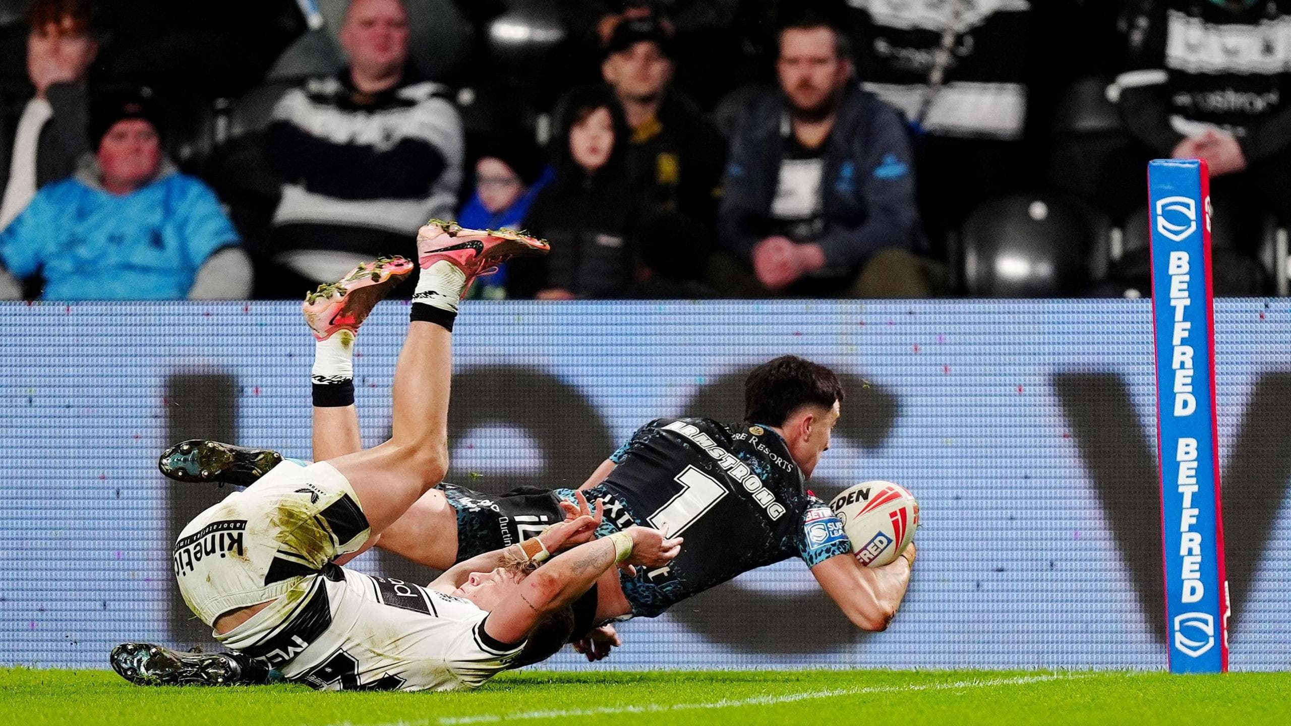 Super League: Hull FC 22-22 Leigh Leopards – Leigh go top after epic draw