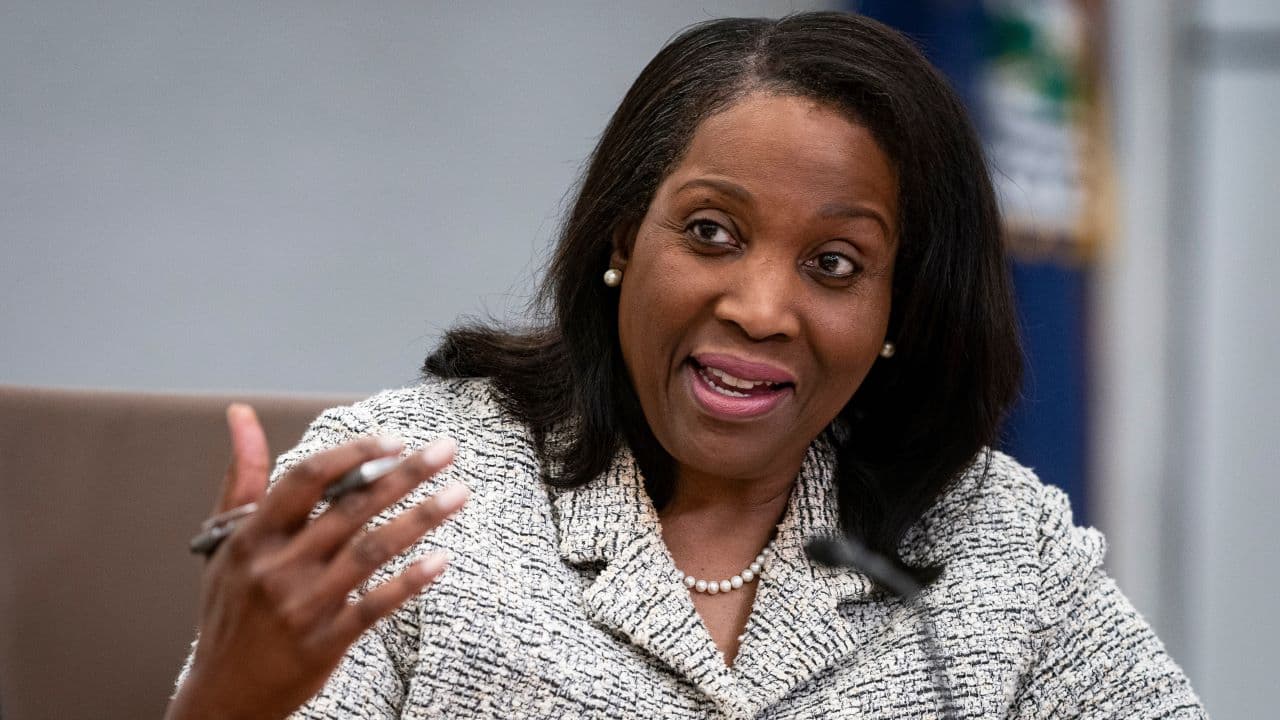 Fed official calls July jobs report 'concerning' as economy hits potential turning point