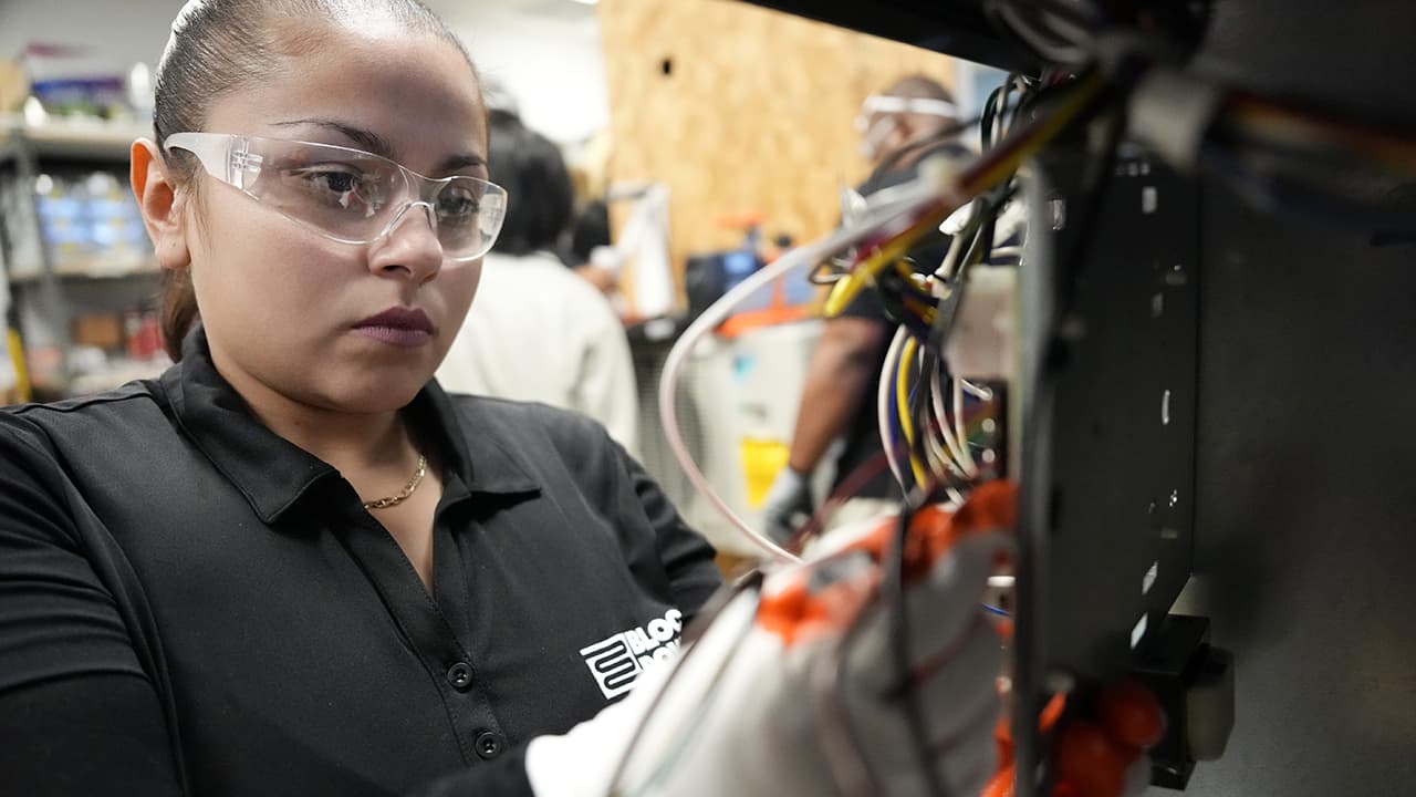 AI boom reshaping daily life as tech giants warn of 'profound risks'