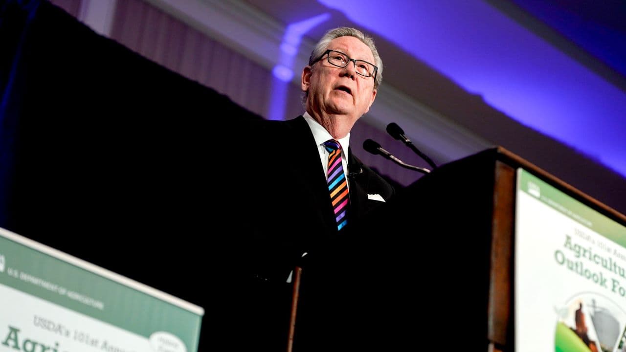 Fed president explains vote against interest rate cut