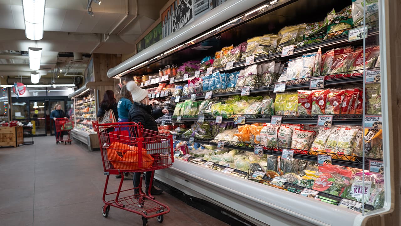 Fed's favored inflation gauge shows consumer prices remained elevated in November