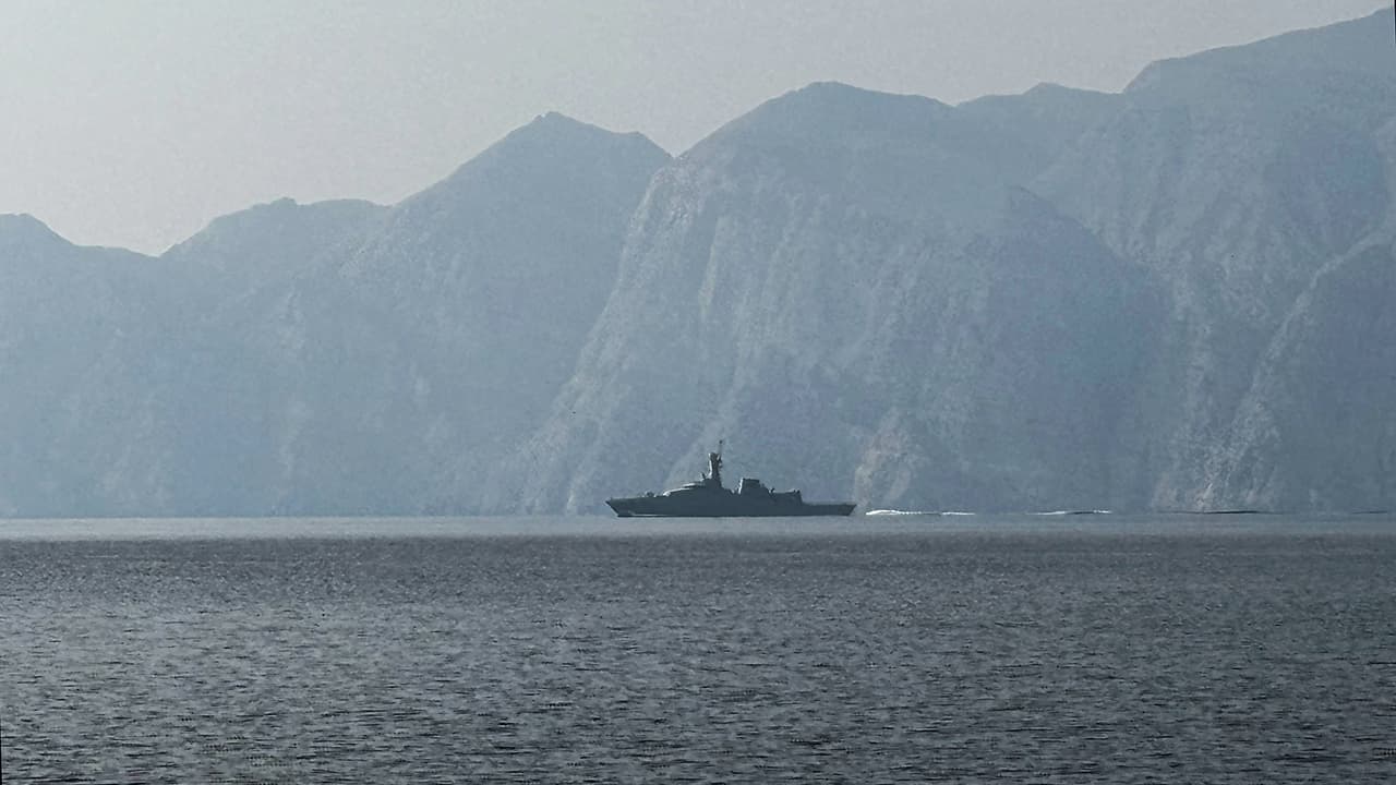 Oil prices fluctuate as Trump's Iran deal could fully reopen Strait of Hormuz