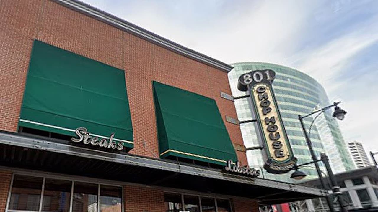 Steak and seafood chain 801 Restaurant Group files for bankruptcy after closing Denver, Minneapolis spots