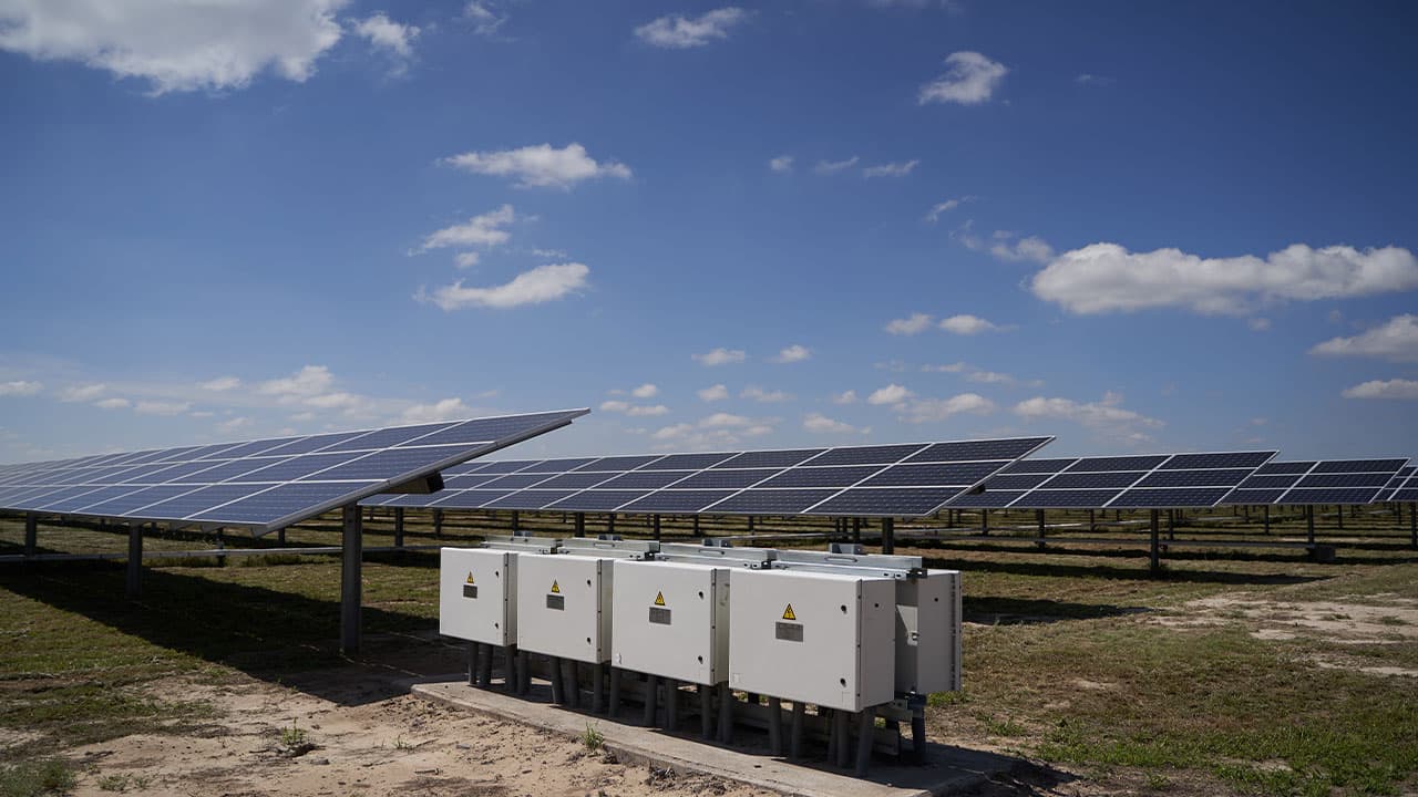 FCC blocks new foreign-made power inverters and advanced robots over national security risks